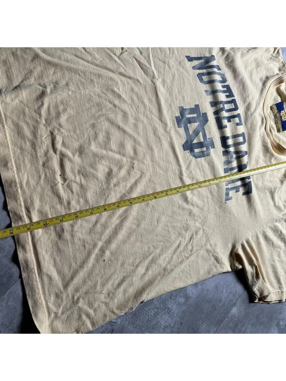 Vintage Notre Dame Champion T-Shirt Yellow Size Large - Picture 8 of 8